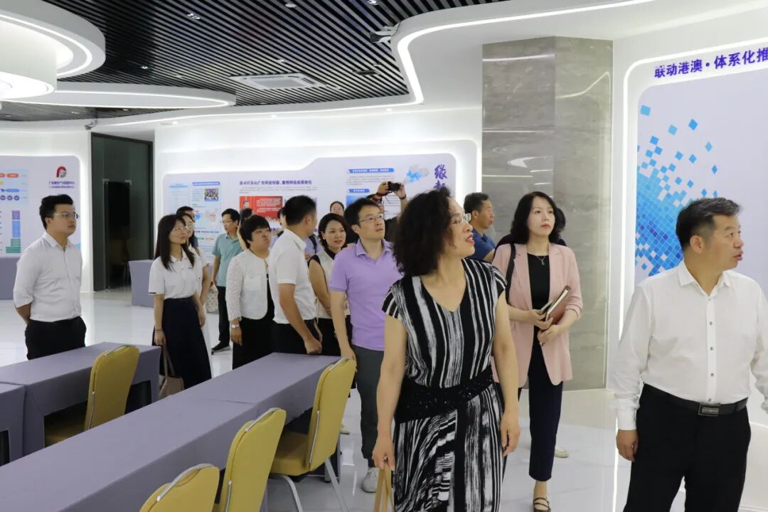 南北聯(lián)動謀發(fā)展—“穗連攜手 材聚未來”新材料新技術(shù)領(lǐng)域企業(yè)對接交流會在穗成功舉辦